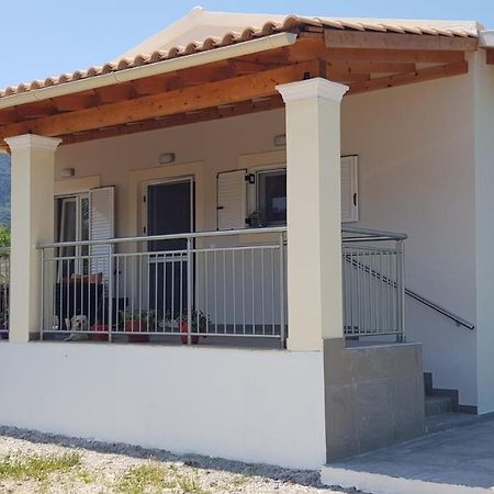 Casa Loukia Appartement Gastouri  Buitenkant foto
